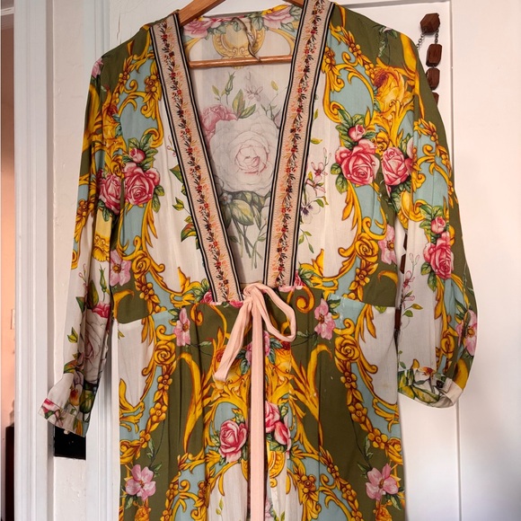 Floral Kimono House Coat with Pink Tie and Beading - Picture 2 of 9